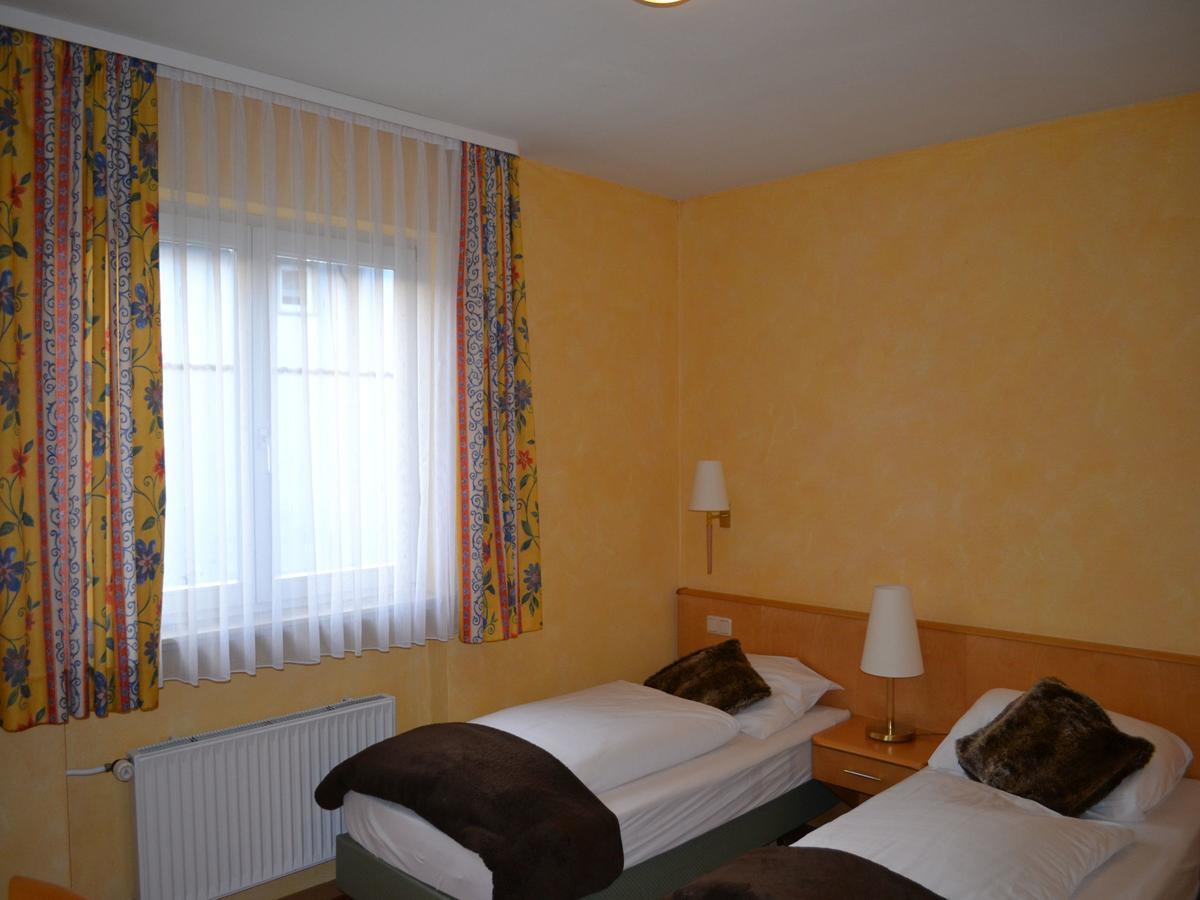 Hotel-Gasthof Rotes Ross Markt Einersheim Eksteriør bilde